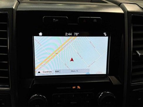 Used 2018 Ford F150 XLT w/ Equipment Group 302A Luxury image 25