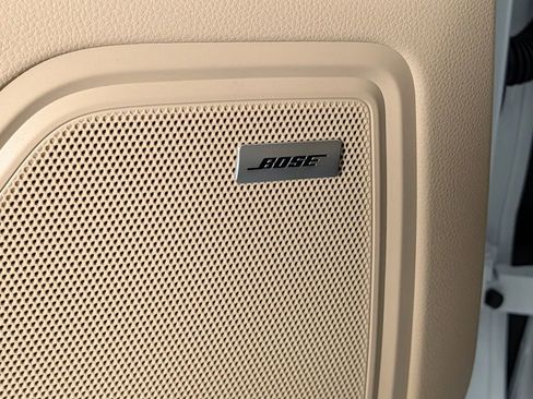 New 2026 Porsche Macan image 28