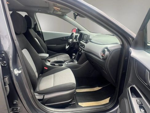 Used 2021 Hyundai Kona SEL Plus FWD image 32