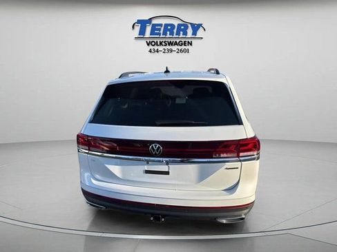 New 2026 Volkswagen Atlas SE image 3