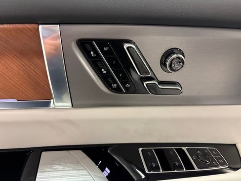 New 2026 Cadillac Vistiq Sport w/ LPO, Floor Liner Package image 24