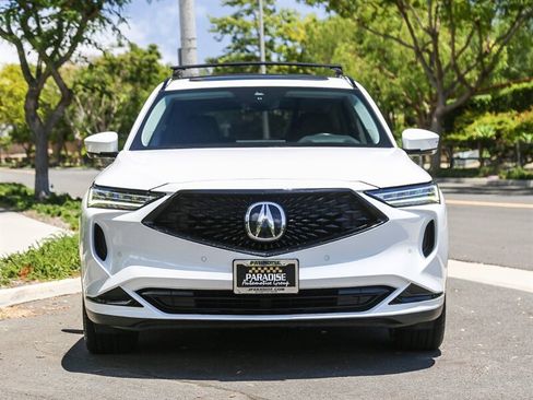 Used 2023 Acura MDX SH-AWD w/ Technology Package image 2