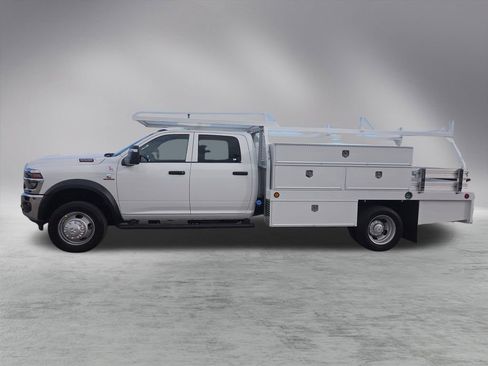 New 2026 RAM 5500 Tradesman w/ Chrome Appearance Group image 4