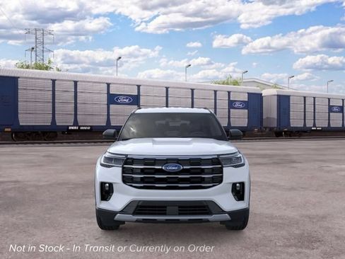 New 2026 Ford Explorer Active RWD image 6