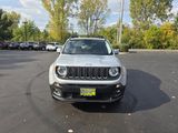 Used 2015 Jeep Renegade Latitude image 2