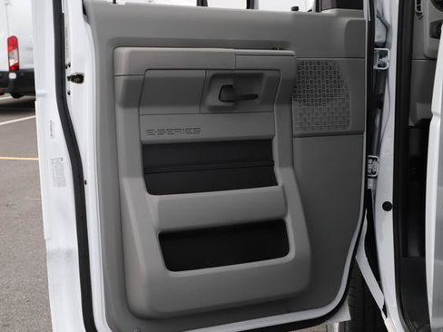 New 2027 Ford E-350 and Econoline 350 Super Duty w/ Power Equipment Group RWD image 21