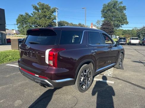 Used 2024 Hyundai Palisade Limited AWD/4WD image 7