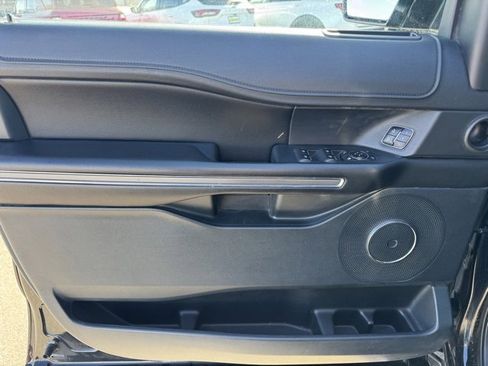Used 2018 Ford Expedition XLT w/ Equipment Group 202A image 16