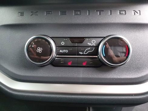 New 2026 Ford Expedition Max Platinum AWD/4WD image 14