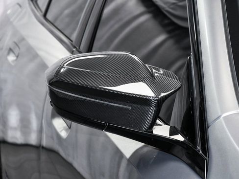 Used 2025 BMW i5 M60 w/ Executive Package image 83