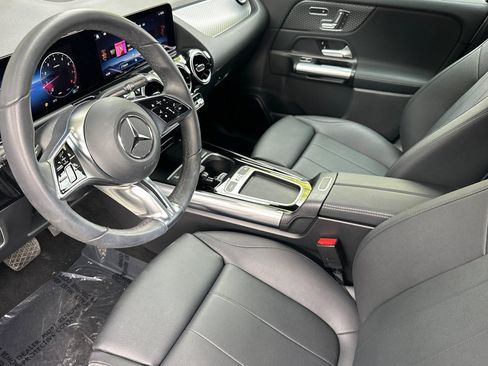 Used 2026 Mercedes-Benz GLA 250 image 4