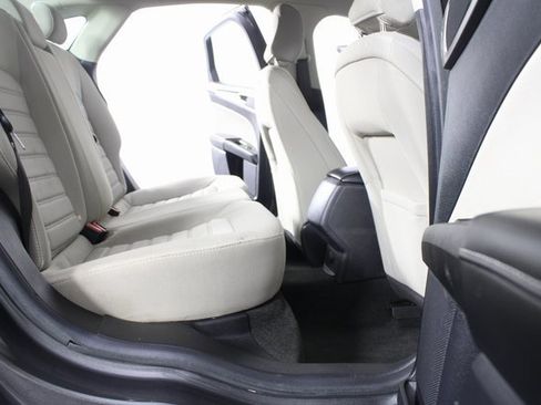 Used 2020 Ford Fusion S image 18