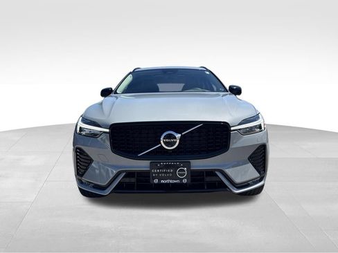 Certified 2024 Volvo XC60 B5 Plus w/ Protection Package Premier AWD/4WD image 5