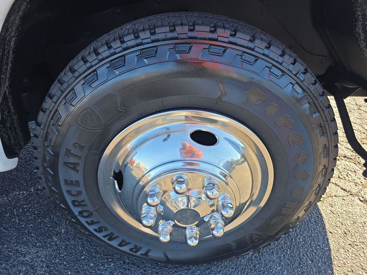 Used 2012 Chevrolet Express 3500 RWD image 16