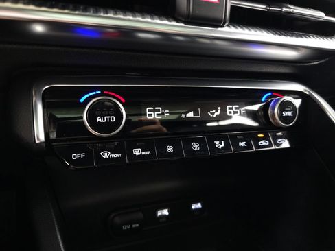 Used 2024 Kia K5 GT FWD image 27