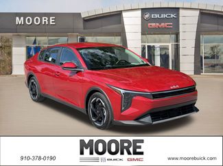 Used 2025 Kia K4 EX image 1