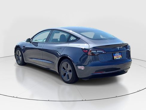 Used 2023 Tesla Model 3 Standard Range RWD image 7