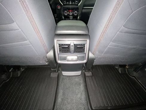 Used 2020 Subaru Forester Premium AWD/4WD image 28