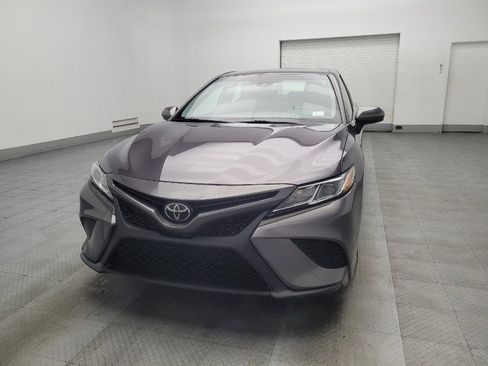 Used 2018 Toyota Camry SE FWD image 15