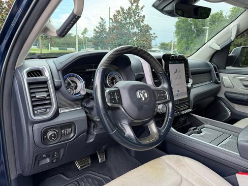 Used 2022 RAM 1500 Limited AWD/4WD image 11