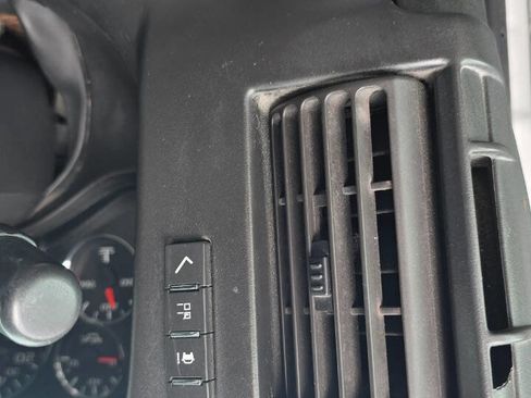 Used 2017 Chevrolet Express 3500 w/ Chrome Appearance Package image 61