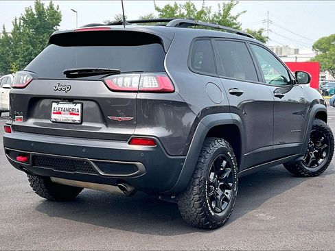 Used 2019 Jeep Cherokee Trailhawk AWD/4WD image 12