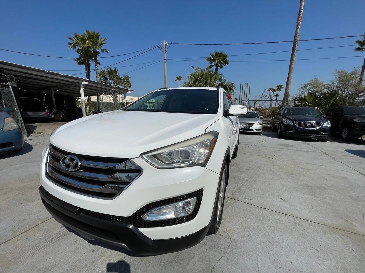 Used 2014 Hyundai Santa Fe Sport 2.0T w/ Navigation Package 06 FWD image 15