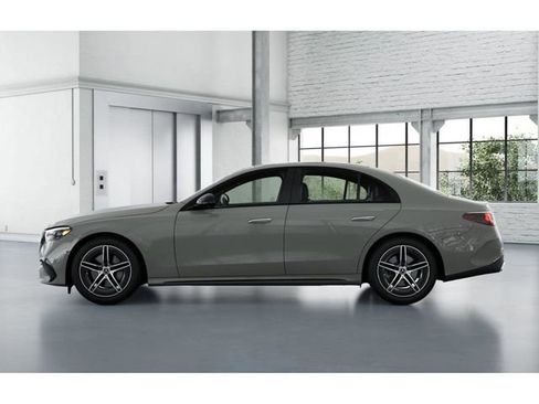 New 2026 Mercedes-Benz E 350 4MATIC Sedan image 34