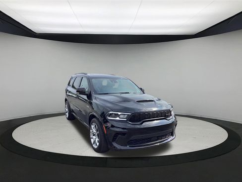 Used 2026 Dodge Durango GT w/ Tow 'N Go Package AWD/4WD image 2