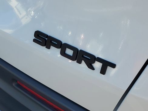 Used 2023 Honda HR-V Sport image 6