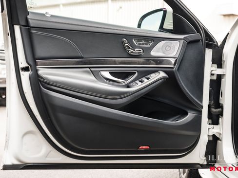 Used 2019 Mercedes-Benz S 560 4MATIC Sedan image 18