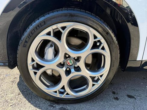 Used 2024 Alfa Romeo Tonale Ti image 27