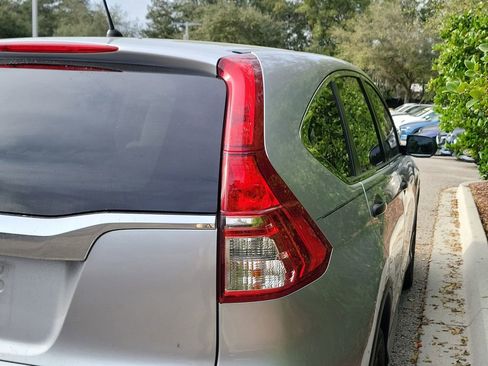 Used 2016 Honda CR-V SE image 19