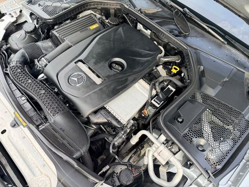 Used 2017 Mercedes-Benz C 300 4MATIC Sedan image 35