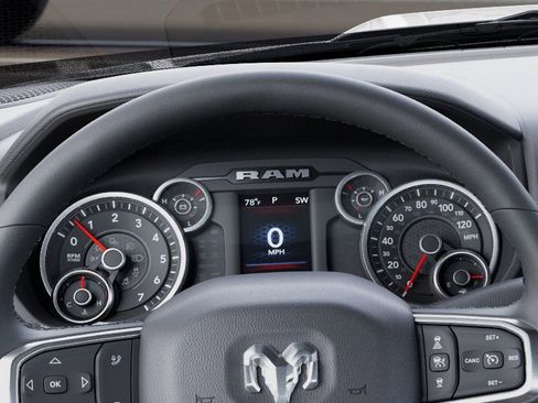 New 2026 RAM 2500 Big Horn AWD/4WD image 17