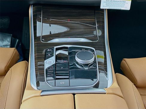 New 2026 BMW X5 xDrive40i w/ Premium Package image 17