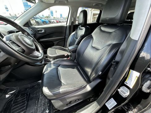 Used 2018 Jeep Compass Limited w/ Navigation Group image 11