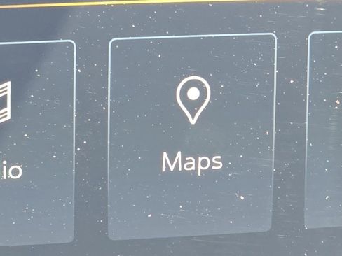 Used 2023 Chevrolet Silverado 1500 LT AWD/4WD image 4