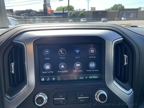 Used 2022 GMC Sierra 1500 SLE w/ Enhanced Capability Package AWD/4WD image 15