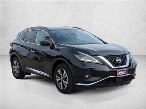 Used 2023 Nissan Murano SV image 3