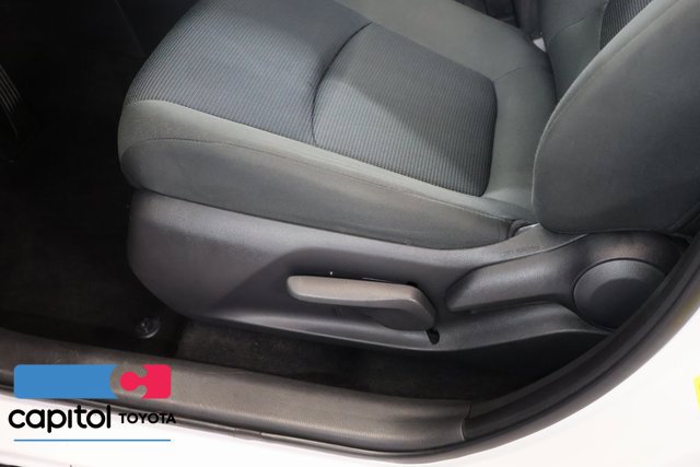Used 2024 Toyota RAV4 LE AWD/4WD image 13