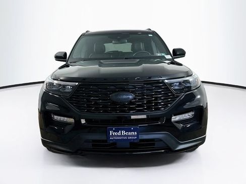 Used 2023 Ford Explorer ST-Line w/ Class IV Trailer Tow Package AWD/4WD image 2