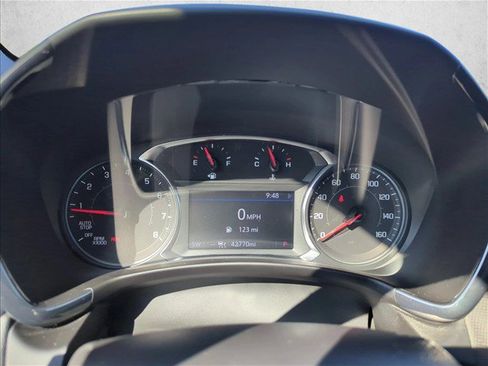 Used 2023 Chevrolet Equinox RS w/ RS Leather Package FWD image 23