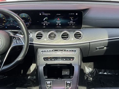 Used 2022 Mercedes-Benz E 350 Sedan w/ AMG Line Exterior image 22