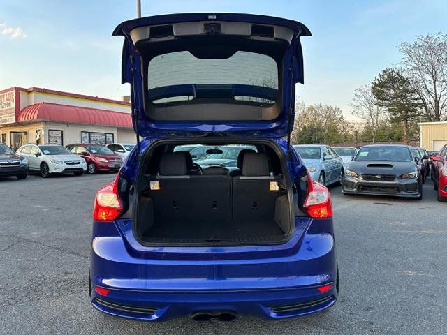 Used 2014 Ford Focus ST FWD image 16
