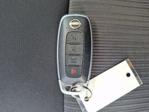 Used 2024 Nissan Sentra SV FWD image 29