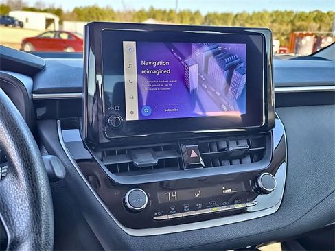 Used 2023 Toyota Corolla LE image 25