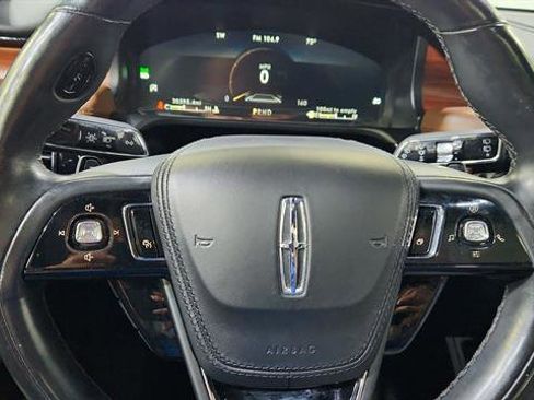Used 2020 Lincoln Aviator Reserve w/ Equipment Group 202A AWD/4WD image 16