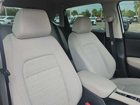Certified 2025 Honda HR-V LX image 24
