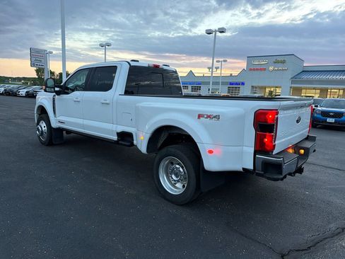 Used 2024 Ford F450 Lariat w/ Lariat Ultimate Package AWD/4WD image 3